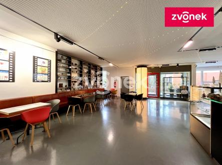 3 | Pronájem - restaurace, 318 m²