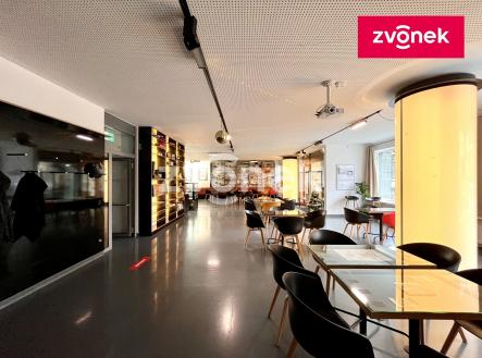 4 | Pronájem - restaurace, 318 m²