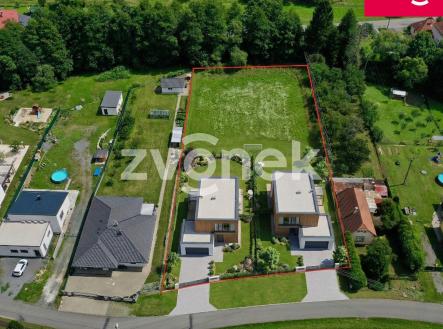 13 | Prodej - pozemek pro bydlení, 1 833 m²