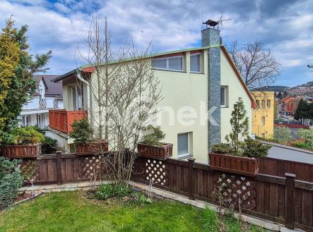 výsl | Pronájem - dům/vila, 270 m²