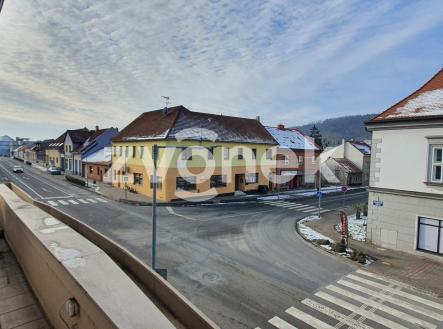 2 | Pronájem - komerční objekt, jiný, 25 m²