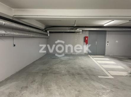 025 | Pronájem - malý objekt/garáž