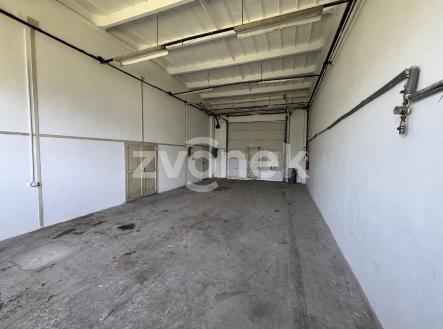 9f301570-f979-47da-b562-acab8eb3820b | Pronájem - komerční objekt, sklad, 90 m²