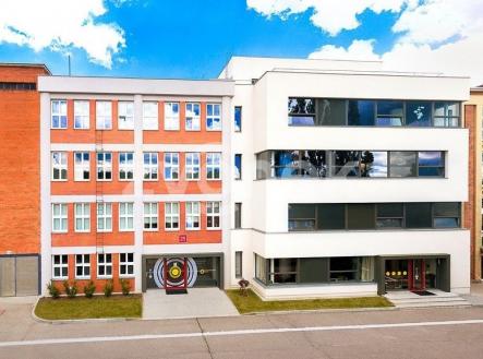 pronajem-restaurace-318-m2-zlin-kudlov-filmovyuzel-budova-b4e55d | Pronájem - restaurace, 318 m²