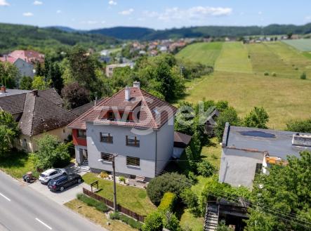 01-kostelec-u-zlina-prodej-dum-exterier | Prodej - dům/vila, 284 m²