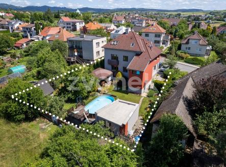 03-kostelec-u-zlina-prodej-dum-exterier-zahrada | Prodej - dům/vila, 284 m²