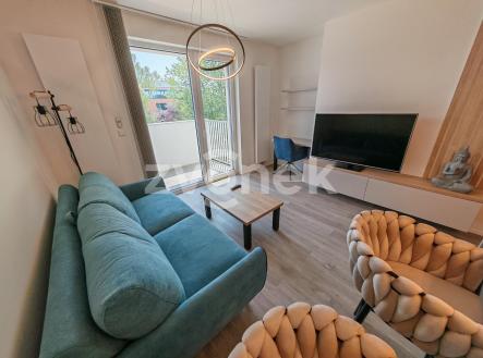 Pronájem bytu, 1+kk, 37 m² obrázek