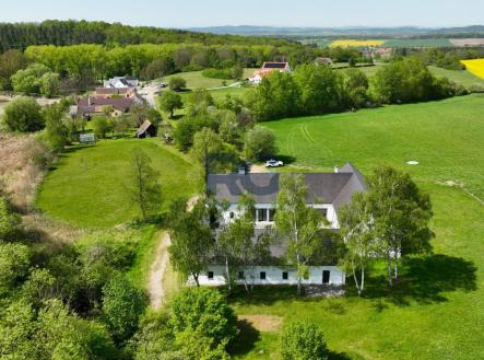 Prodej - dům/vila, 1 156 m² obrázek