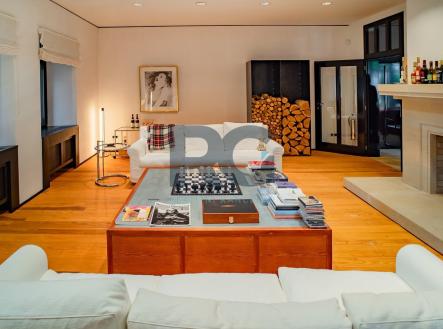 foto: 2 | Prodej - dům/vila, 1 156 m²