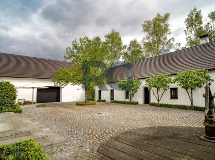 foto: 4 | Prodej - dům/vila, 1 156 m²