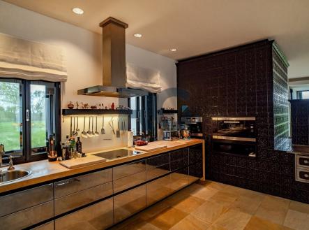 foto: 3 | Prodej - dům/vila, 1 156 m²