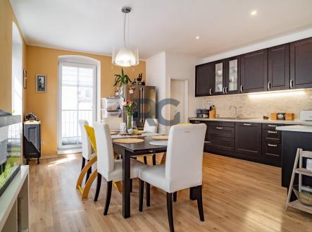foto: 1 | Prodej - dům/vila, 350 m²