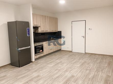 foto: 1 | Pronájem bytu, 1+kk, 38 m²