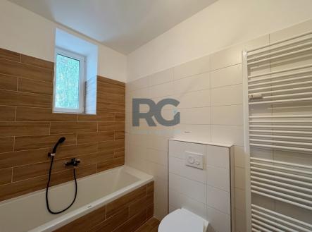 foto: 1 | Pronájem bytu, 1+kk, 30 m²