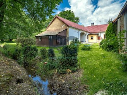 Prodej - dům/vila, 300 m²