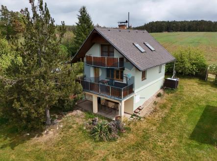foto: 1 | Prodej - dům/vila, 220 m²