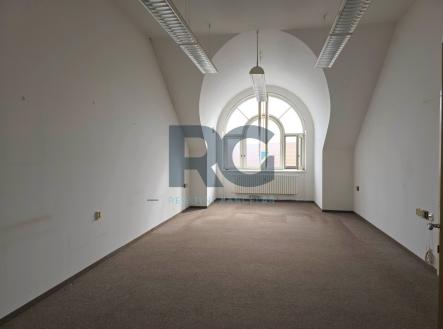 foto: 1 | Pronájem - kanceláře, 33 m²