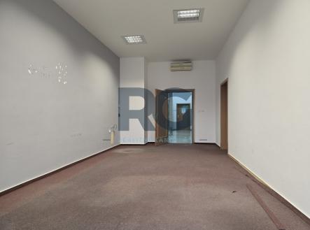 foto: 1 | Pronájem - kanceláře, 29 m²
