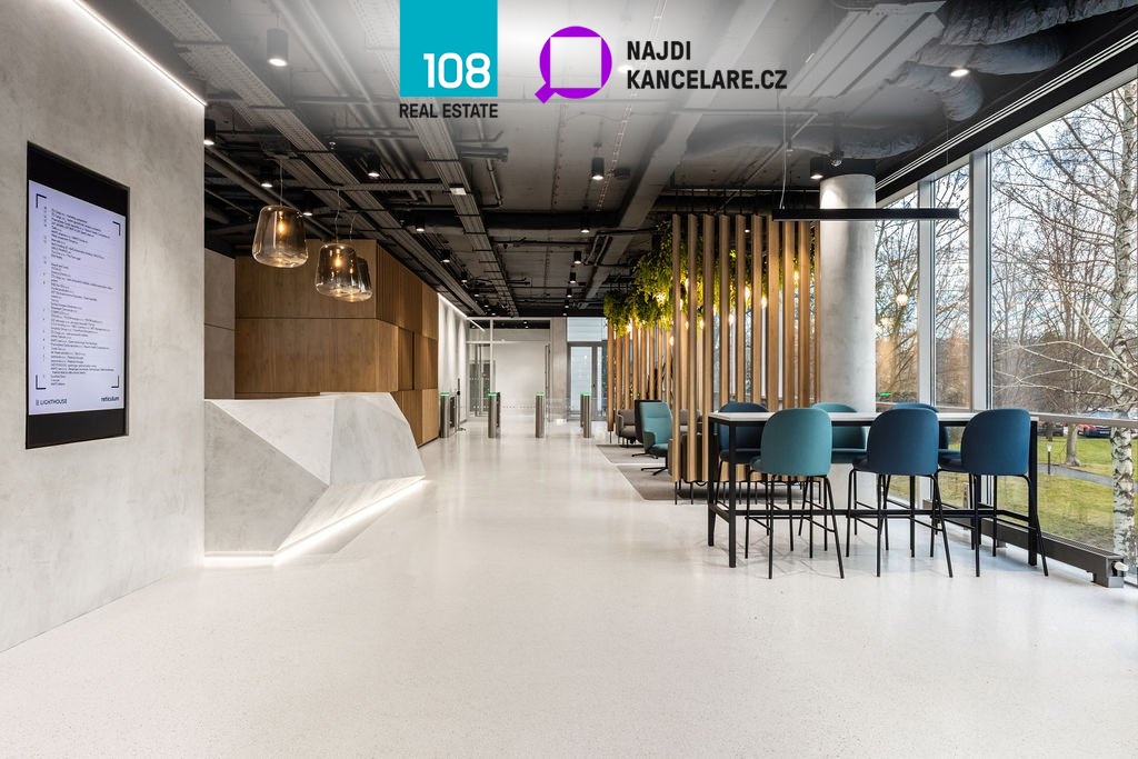 lighthouse-waterfront-towers-jankovcova-praha-7-holesovice