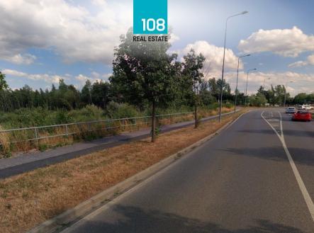 5d78d11b-142d-411f-aa50-714446aec4f0 | Prodej - pozemek pro komerční výstavbu, 36 000 m²