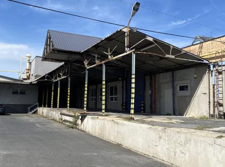 prumyslovy-areal-zatec-pronajem-skladovych-prostor | Pronájem - komerční objekt, sklad, 2 000 m²