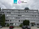 Pronájem - kanceláře, 536 m²