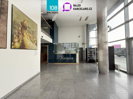 europark-office-centum-nakupni-praha-10-sterboholy | Pronájem - kanceláře, 674 m²