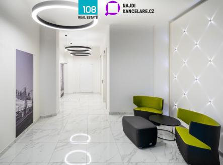 Pronájem - kanceláře, 251 m²