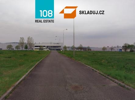 8cef05af-2bd7-442e-9d91-7ccfbe135c9a | Prodej - pozemek pro komerční výstavbu, 15 000 m²