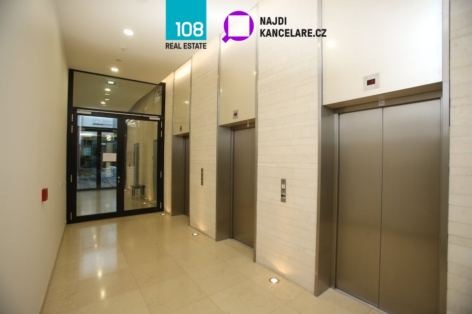 ke4-karla-englise-praha-5-smichov