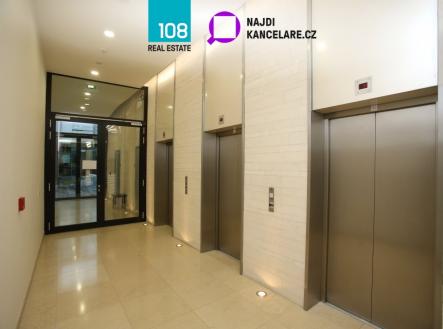 ke4-karla-englise-praha-5-smichov | Pronájem - kanceláře, 1 811 m²