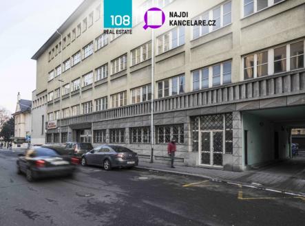 Pronájem - kanceláře, 1 261 m²