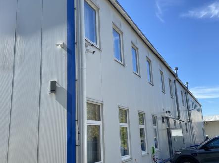 prumyslovy-areal-lodenice-pronajem-skladovych-prostor | Pronájem - komerční objekt, sklad, 1 000 m²