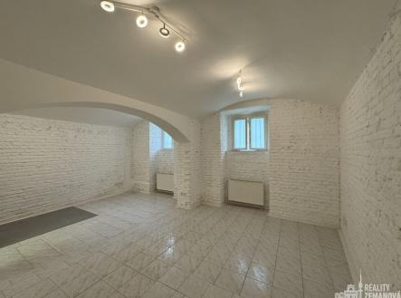 Pronájem - kanceláře, 240 m² obrázek