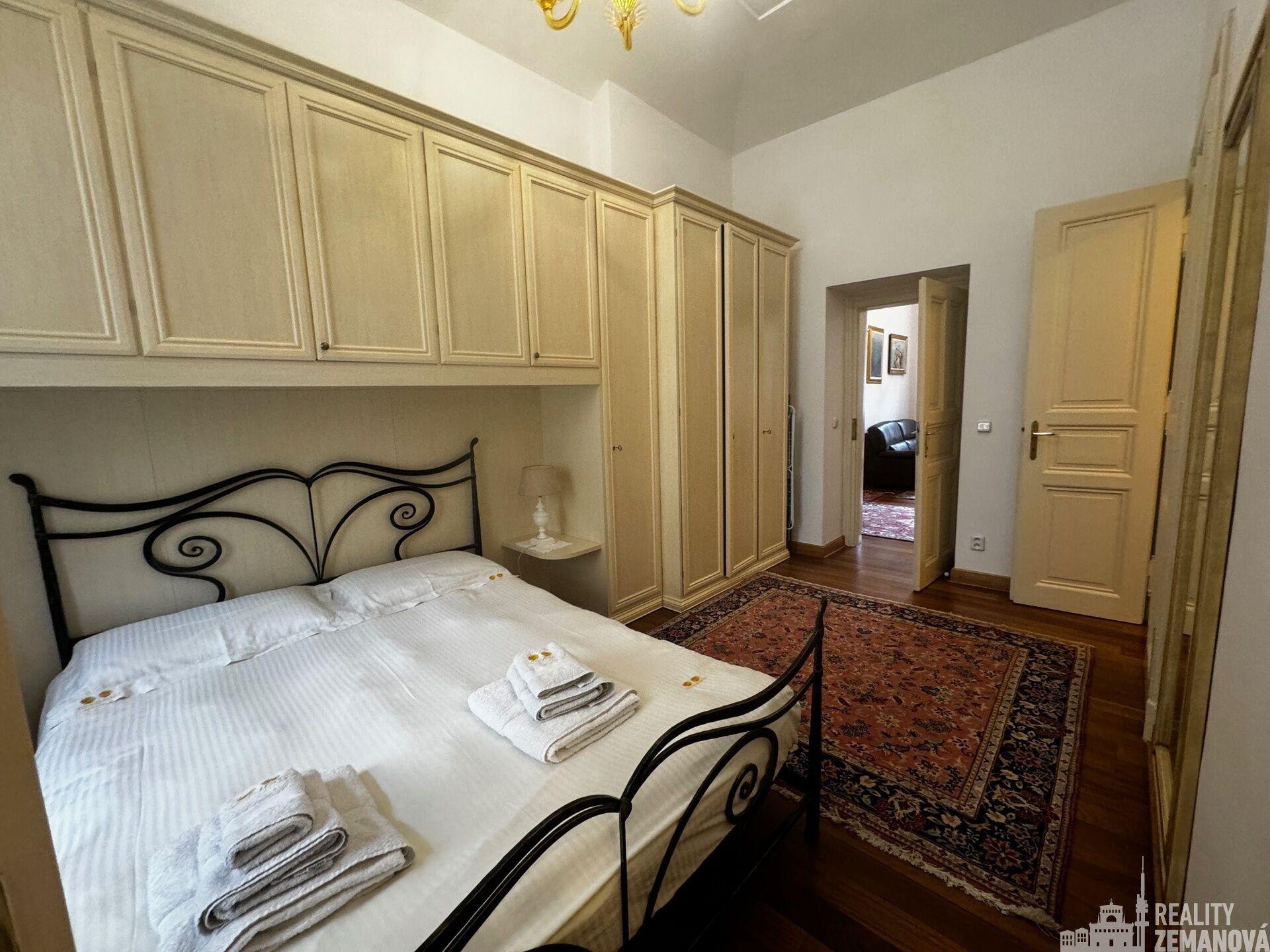 Kompletně zařízený byt 3+kk, balkon, 78 m2, 4. patro/5.NP, Truhlářská, P-1