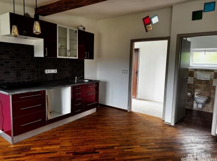 Pronájem bytu, 1+kk, 37 m² obrázek