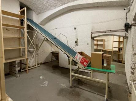 Pronájem - skladovací prostor, 61 m² obrázek