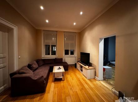 Pronájem bytu, 3+1, 105 m²