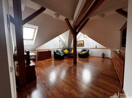 Pronájem bytu, 3+1, 89 m²