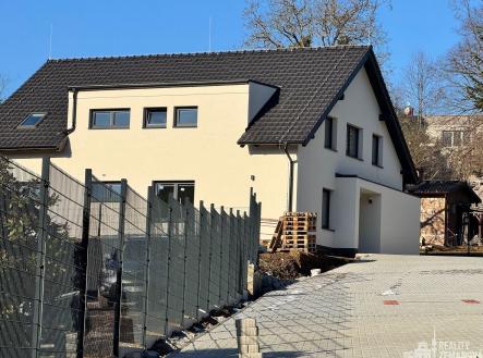 Pronájem bytu, 2+kk, 47 m²