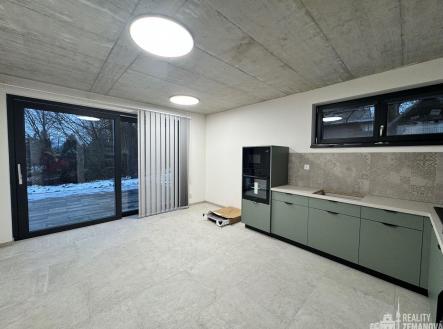 Pronájem bytu, 2+kk, 42 m²