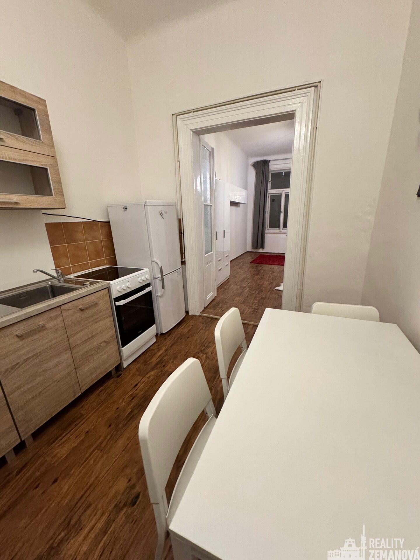 Pronájem bytu 1+1, 47,32 m2, přímo u náměstí Jiřího z Poděbrad, Řipská, P-3