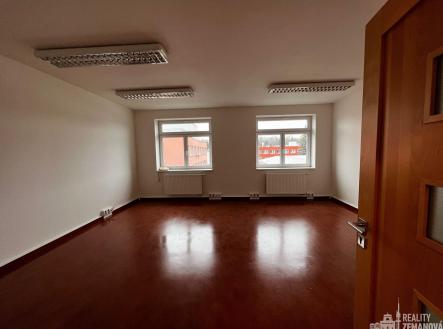 kancelář 1. patro | Pronájem - kanceláře, 41 m²