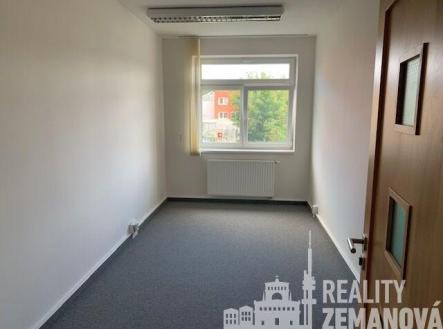 kancelář 1. patro | Pronájem - kanceláře, 41 m²