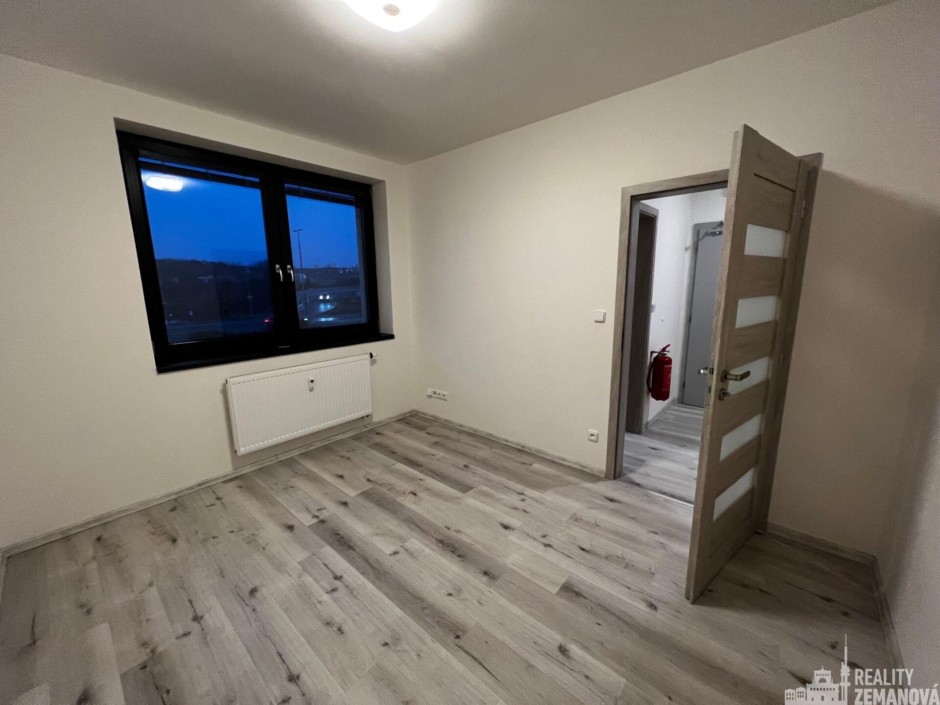 Hezký byt 2+kk, 44 m2, Malá Chuchle, Praha 5