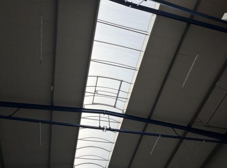 Pronájem - skladovací prostor, 72 m²