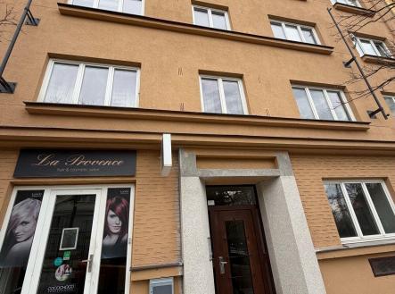 Pronájem bytu, 2+1, 82 m²