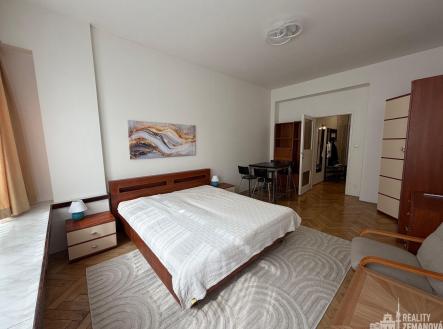 Pronájem bytu, 1+1, 33 m² obrázek