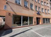 Pronájem - obchodní prostor, 323 m²