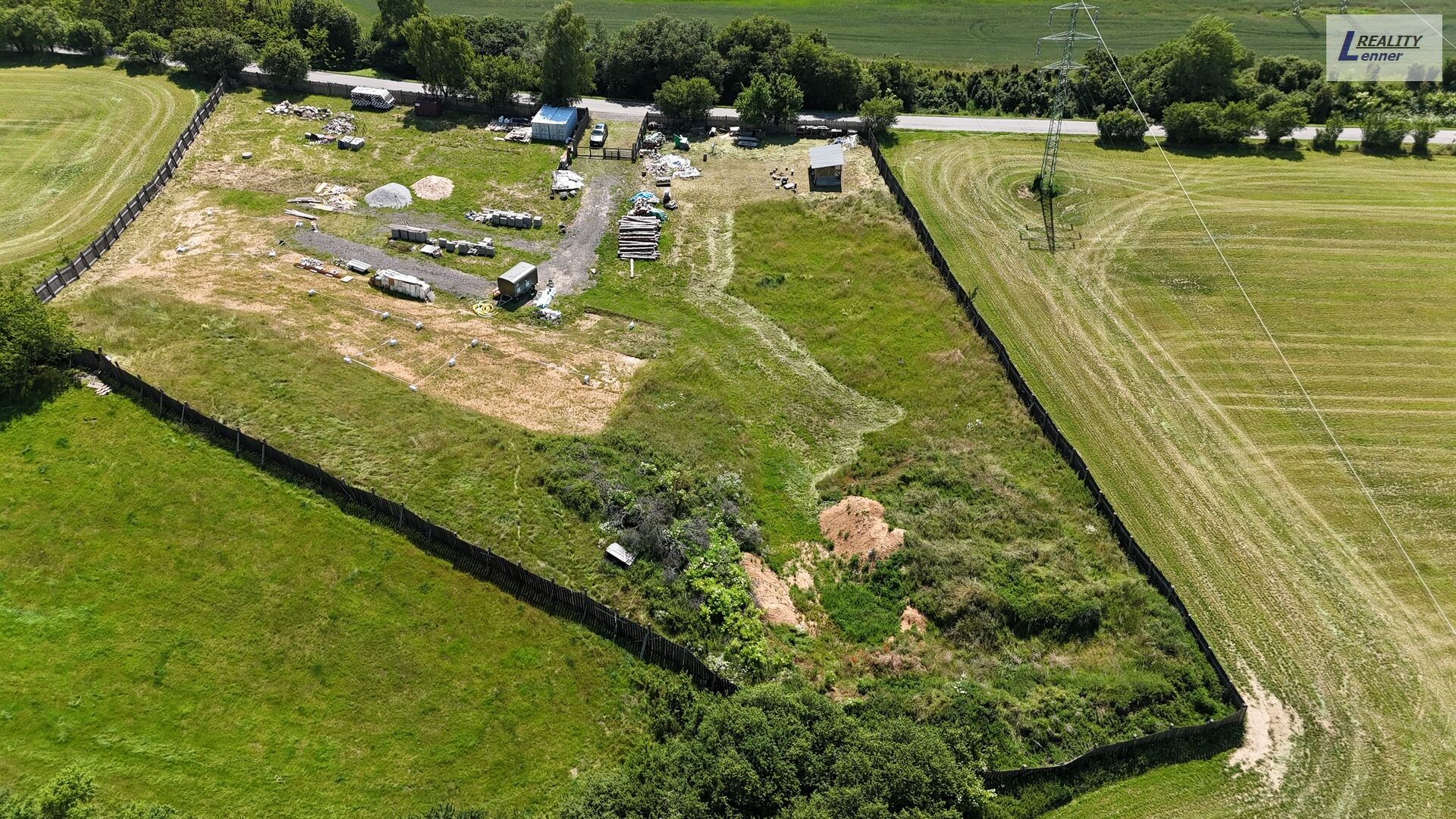 Pozemek 8.640 m2 pro bydlení a zem. účely, obec Drevníky